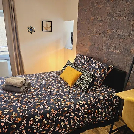 Mitrons - 2a 아파트 *